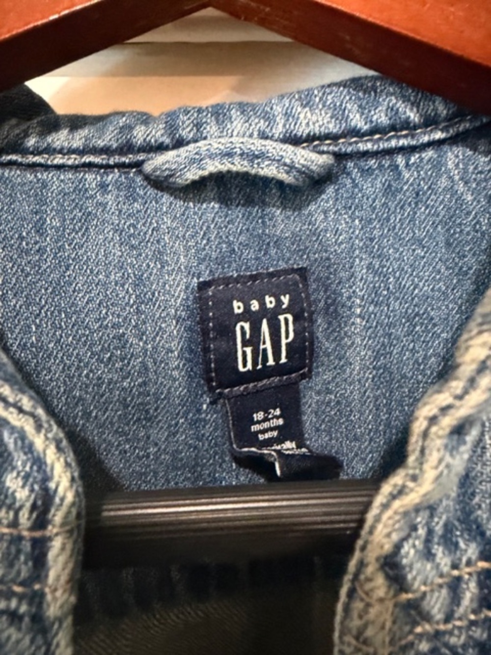 Baby Gap Jean Jacket 18-24 months - Picture 2 of 7